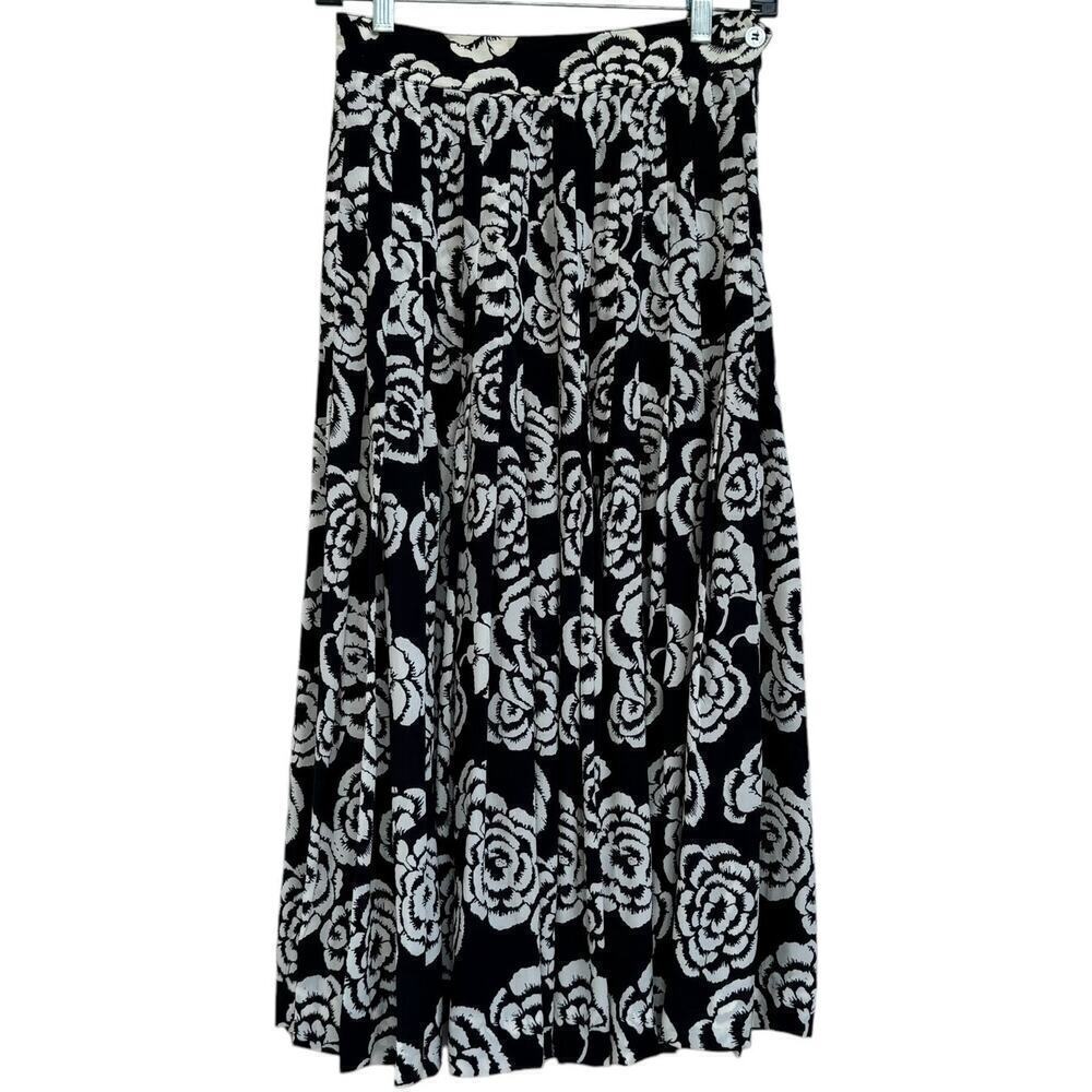 Christian Dior Separates Pleated Floral Mid-Length Skirt Size 6 Dk Blue Cream - Picture 2 of 7